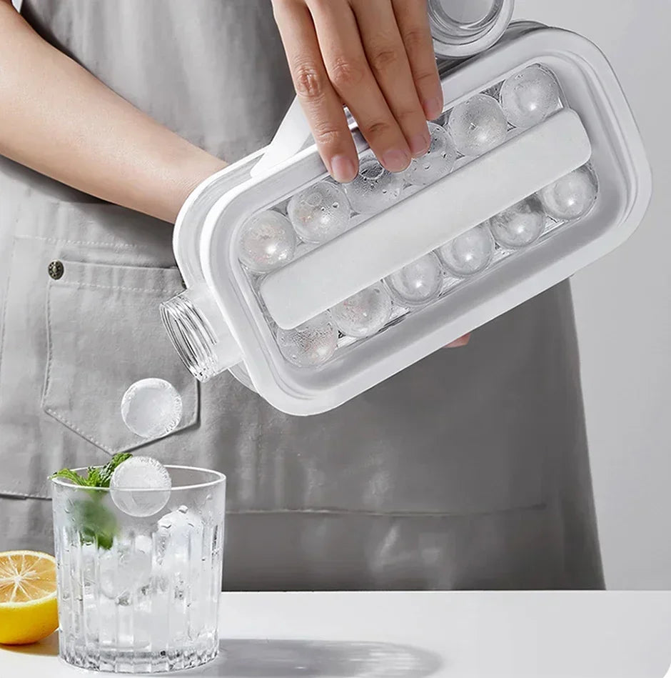 2-in-1 Ice Ball Maker Bottle – Foldable Water Bottle with Ice Mold